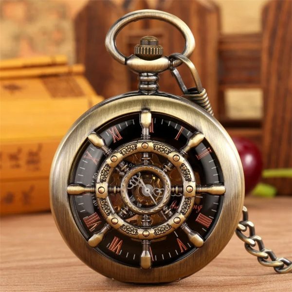 montre pirate gouvernail