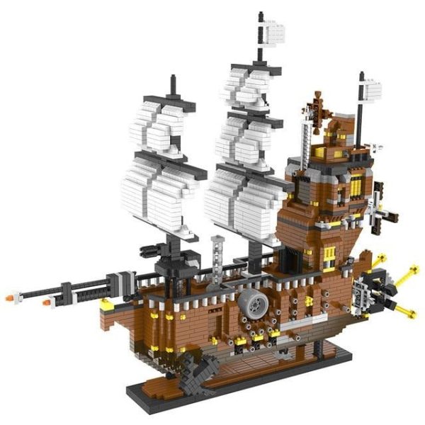 Bateau Pirate Lego Attaquant